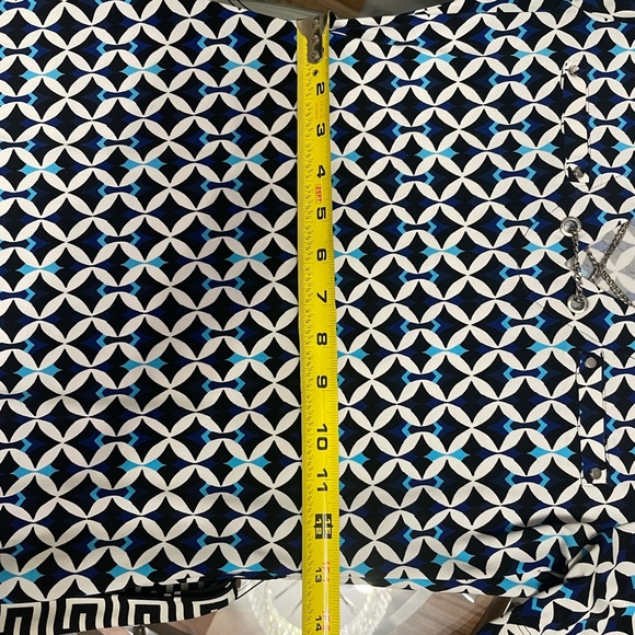 Beautiful WHBM geometric dress XXS belted elastic wrinkle free - Picture 8 of 11